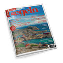 Titelblatt der Zeitschrift „segeln“, Ausgabe Juni 2025, mit großem roten Schriftzug „segeln“ auf blauem Hintergrund. Im Bildmittelpunkt eine felsige Küstenlandschaft mit blau-türkisem Wasser, mehreren roten Holzhäusern und kleinen Booten. Textaufschriften u. a.: „Ostsee Spezial“, „TOP YACHT AWARD“, „Bavaria Spezial“, „Ausrüstung“, „Segeln in der Lausitz“ sowie Hinweis auf „8 Seiten Gebrauchtboote“.