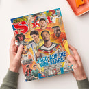 Titelblatt der Sportzeitschrift „BRAVO Sport“ mit mehreren männlichen Fußballspielern in Nationaltrikots von Deutschland, Argentinien, den Niederlanden und der Elfenbeinküste vor orange-gelbem Hintergrund, mittig der Schriftzug „Jagd auf die WM-Stars!“. Weitere Textfelder: „Wunderkind Kennet Eichhorn“, „Alles aufsaugen, alles mitnehmen“, „Verstärkung gesucht!“ sowie Hinweise auf Gewinnspiel und „4 Action-Poster“.