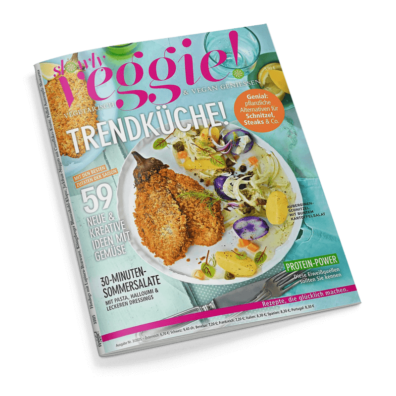 Cover des Magazins slowly veggie! mit panierten Auberginenschnitzeln und Kartoffelsalat, Schlagzeile TRENDKÜCHE!